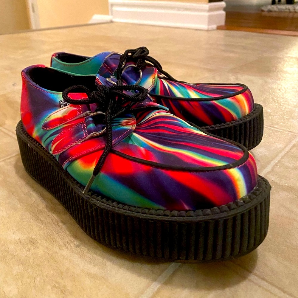 TUK Rainbow Creepers